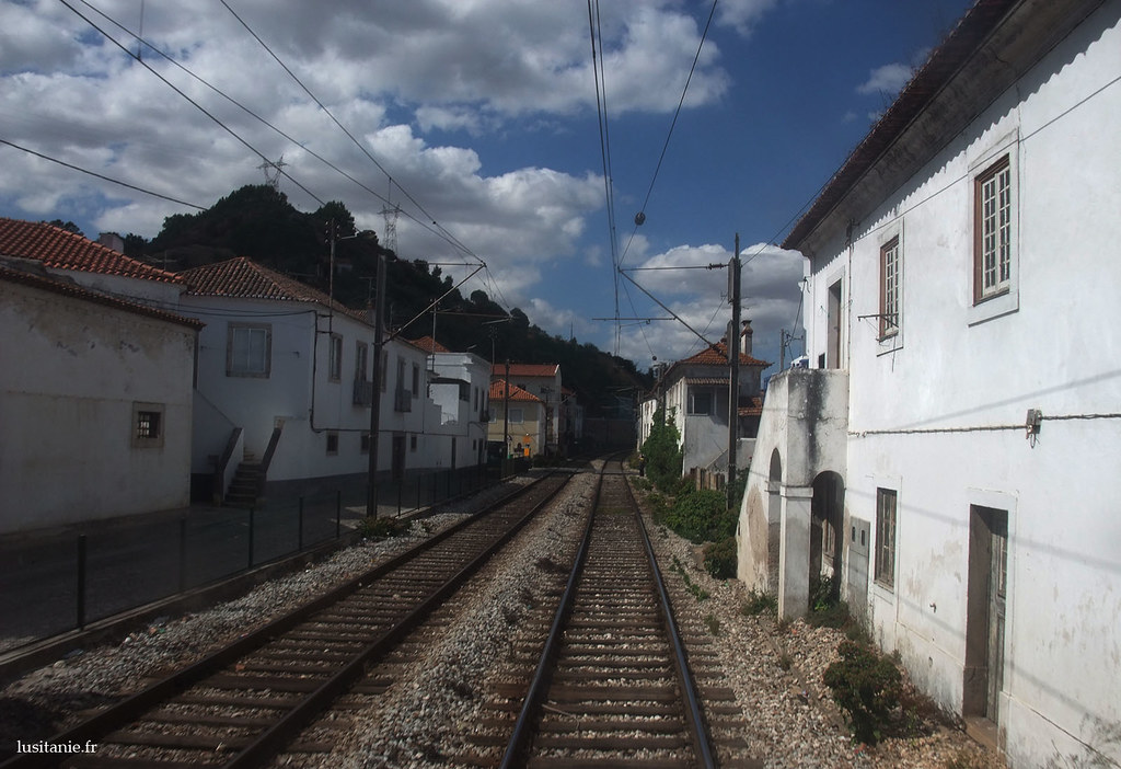Estamos na mais importante via ferroviária de Portugal…