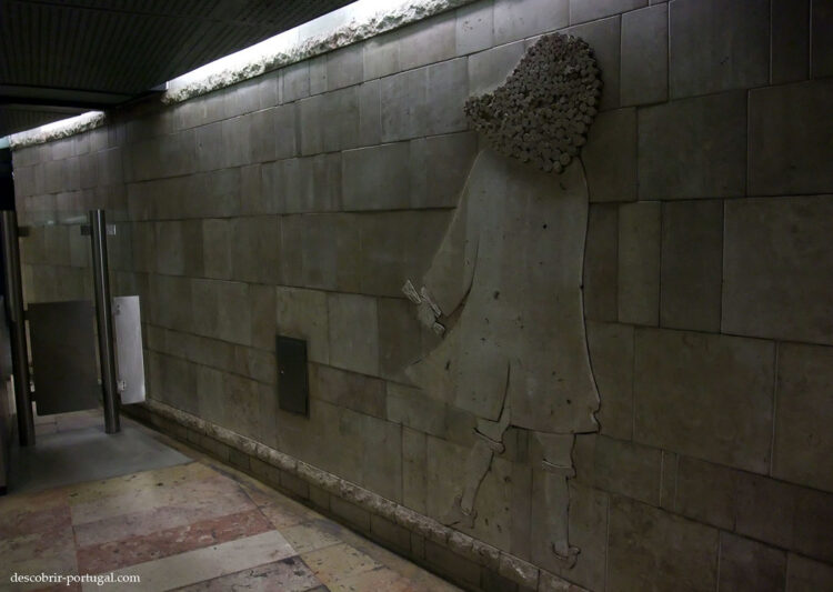 O Marquês de Pombal nas paredes do metro